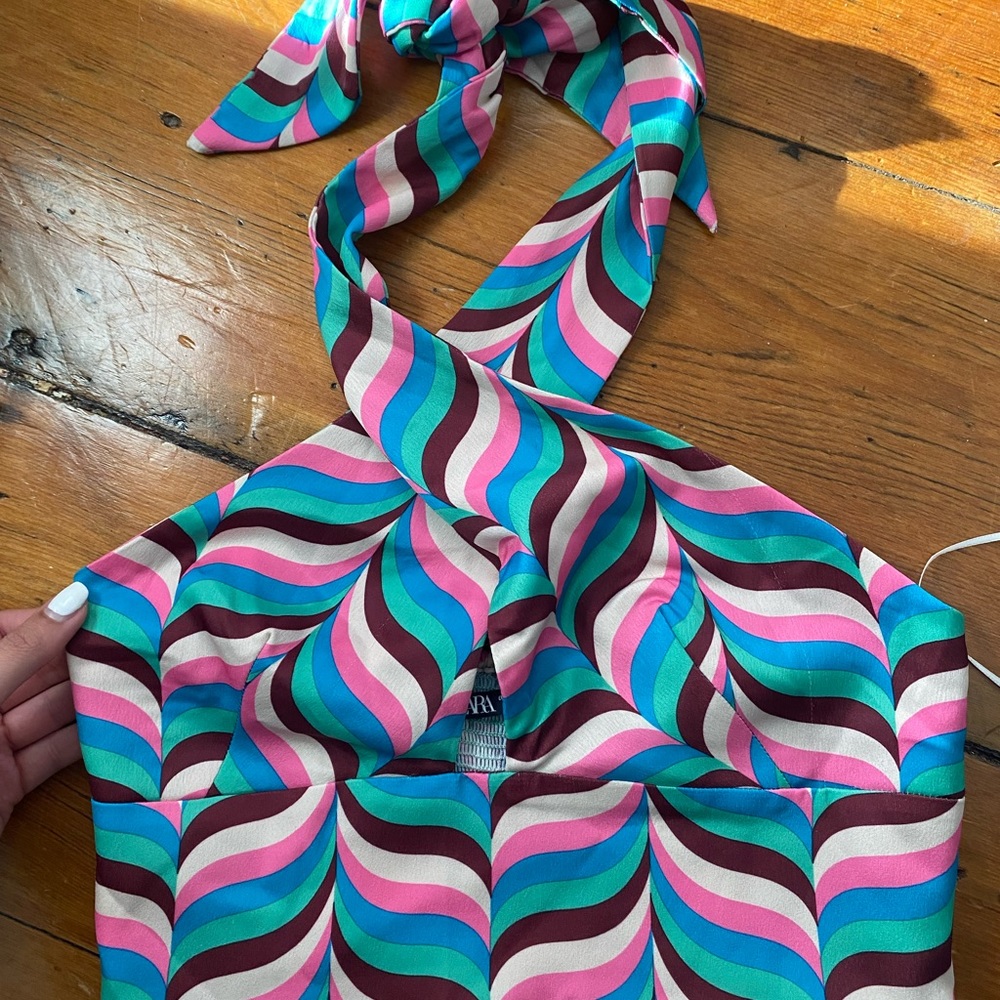 Fun Zara Halter!
